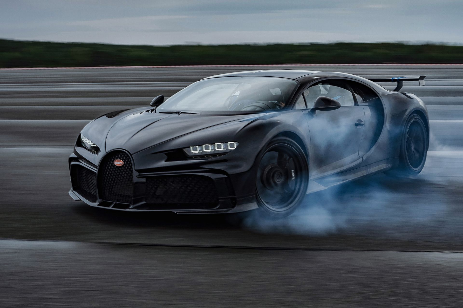 Bugatti Chiron Pur Sport – ‘Drifting The C’